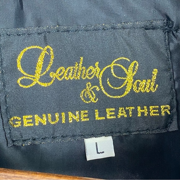 Leather & Soul size Large Women’s Black Patchwork Leather Zip Vest - Picture 4 of 6